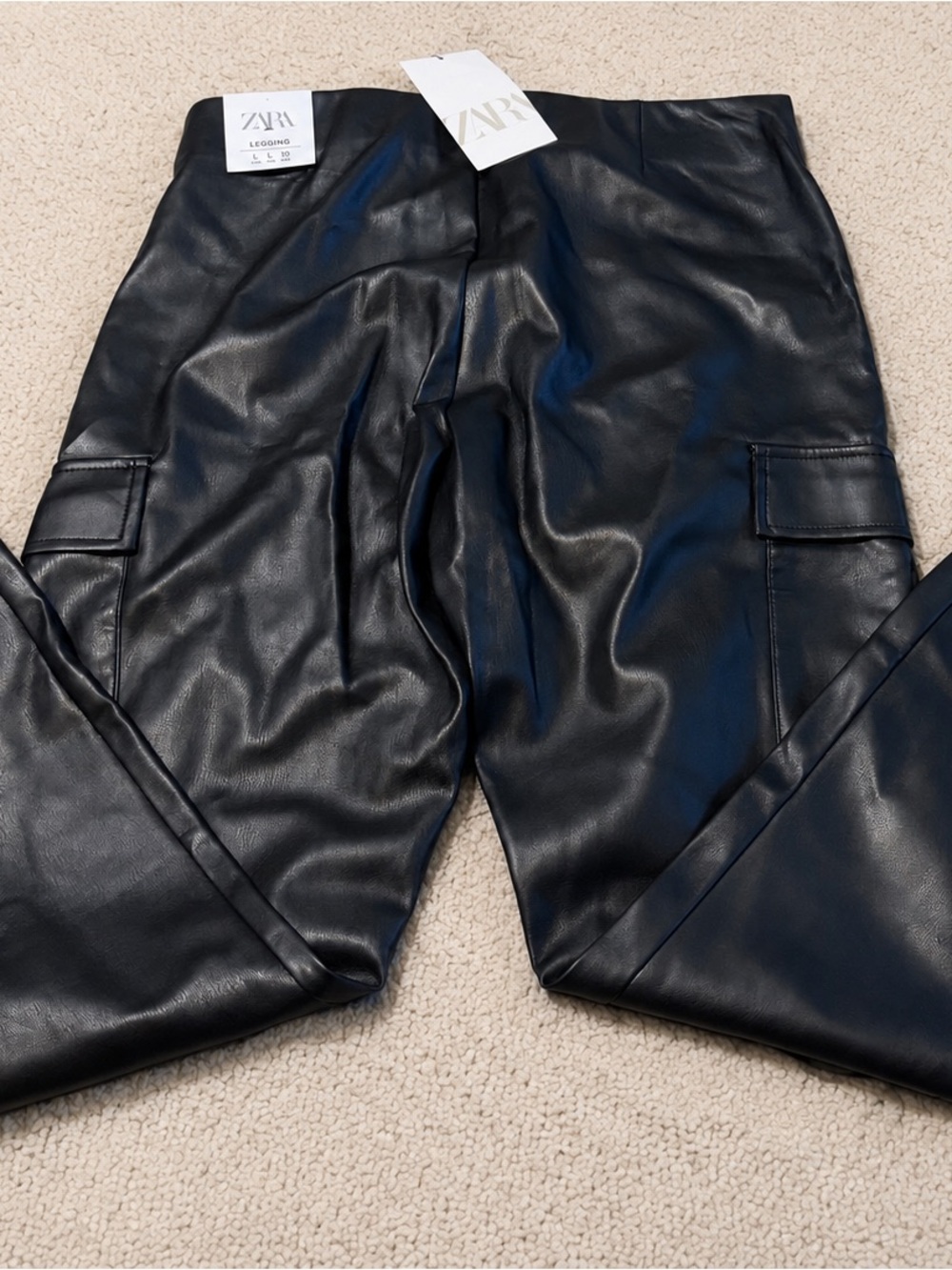 Zara Black Faux Leather Cargo Leggings - Picture 2 of 6